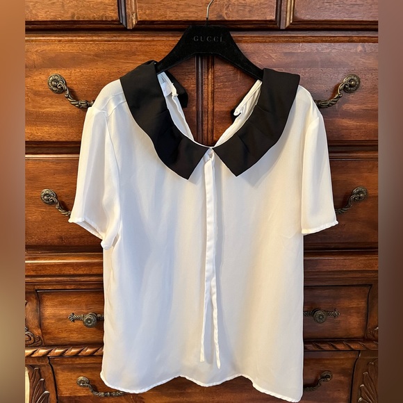 Bongo white blouse with black collar and bow size XL - Picture 1 of 10